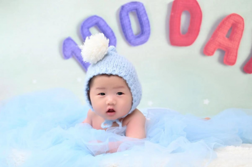 佛山宝宝不哭不闹正常吗 佛山宝宝不哭不闹正常吗